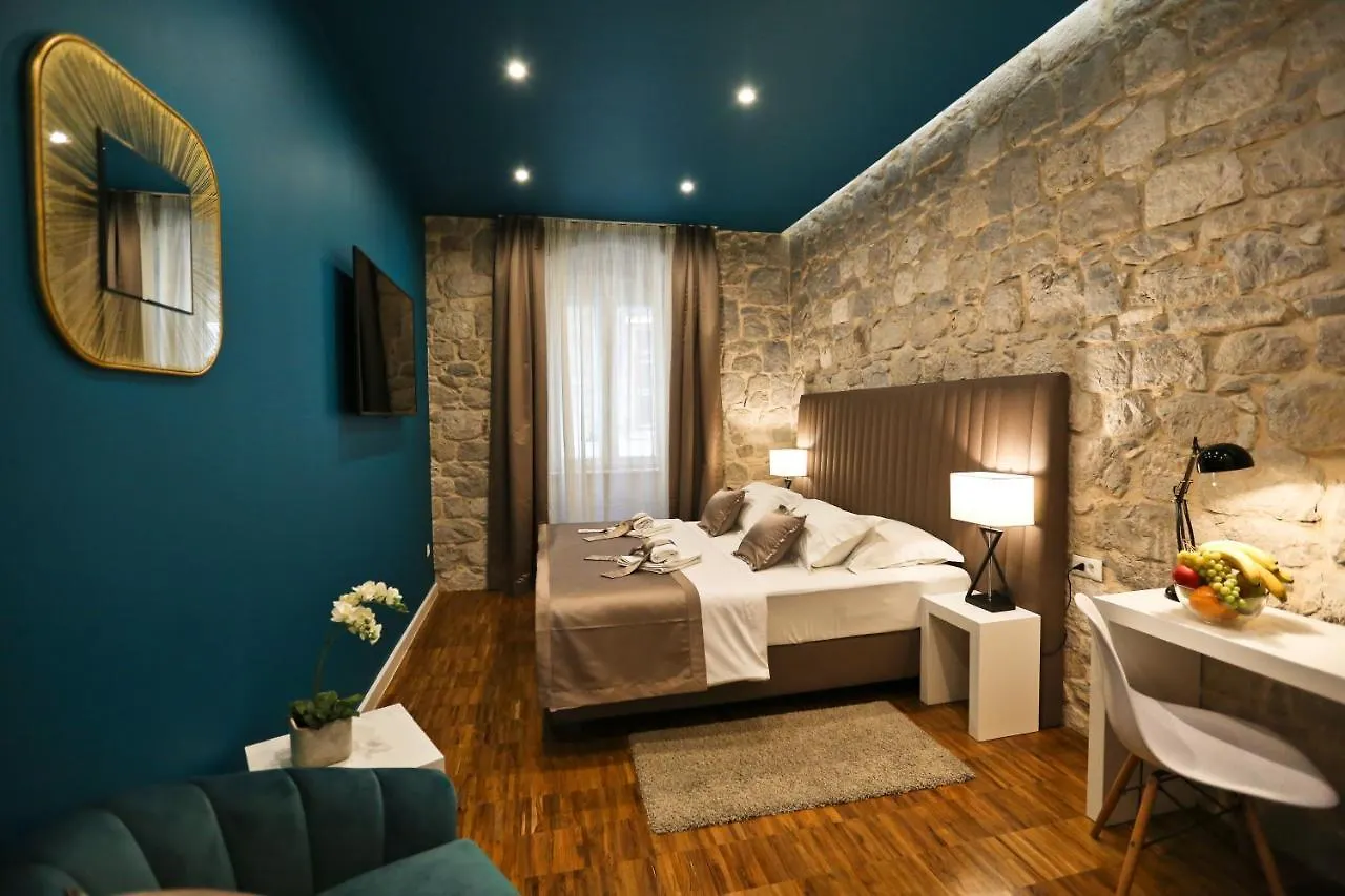 Riva Luxury Rooms Split Guest house