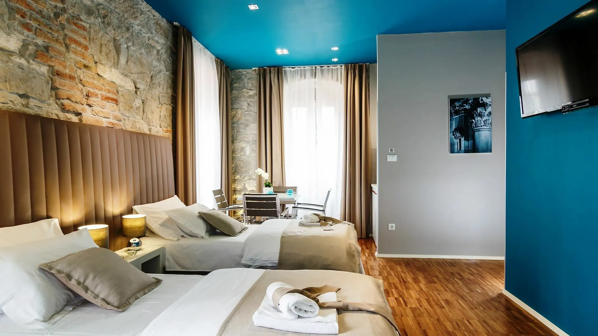 Guest house Riva Luxury Rooms Split
